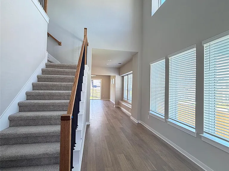 745 Beaverton Dr — Photo 28