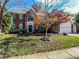 668 Southern Hills Dr, Eureka, MO