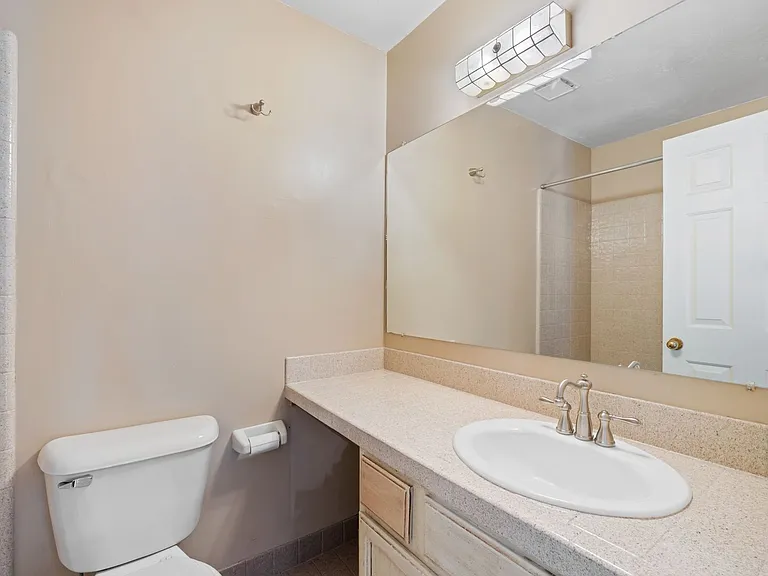 1649 E Michael Way — Photo 42
