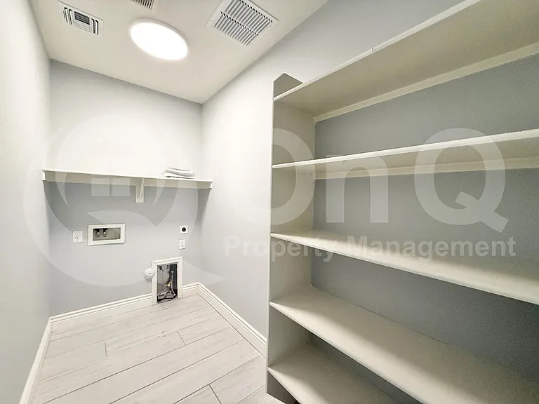 18797 W Becker Ct — Photo 22