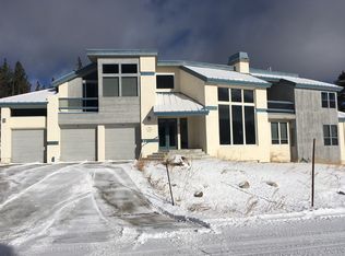 2 Ridge Way, Mammoth Lakes, CA 93546