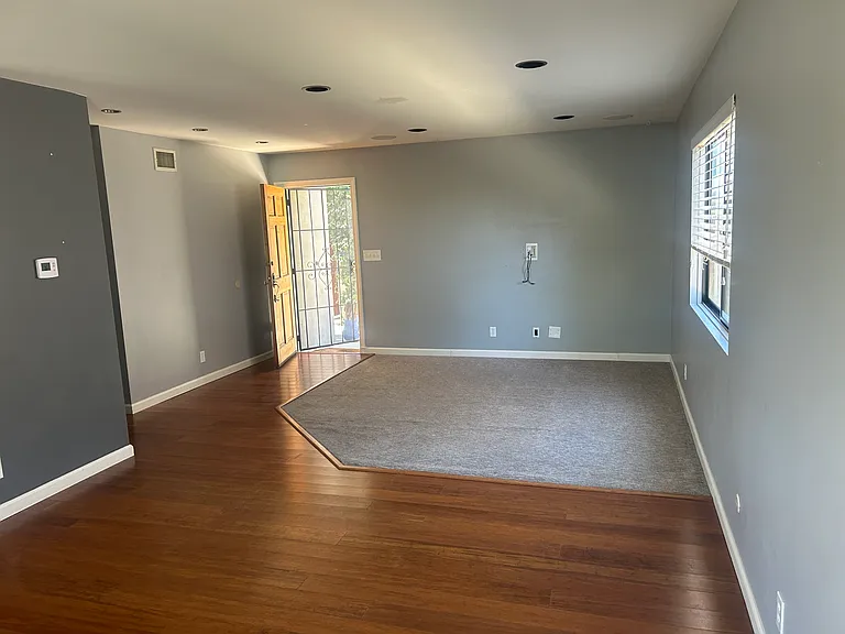 5357 Limerick Ave — Photo 15