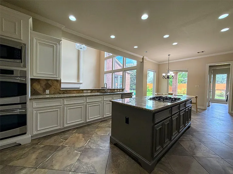 4702 Payton Chase Ln — Photo 21