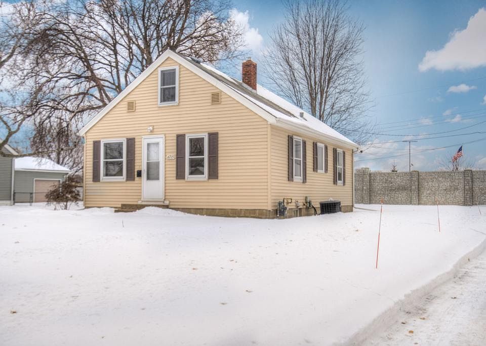 1st image of 6715 Grimes Ave N