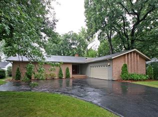 745 Concord Ln, Barrington, IL 60010