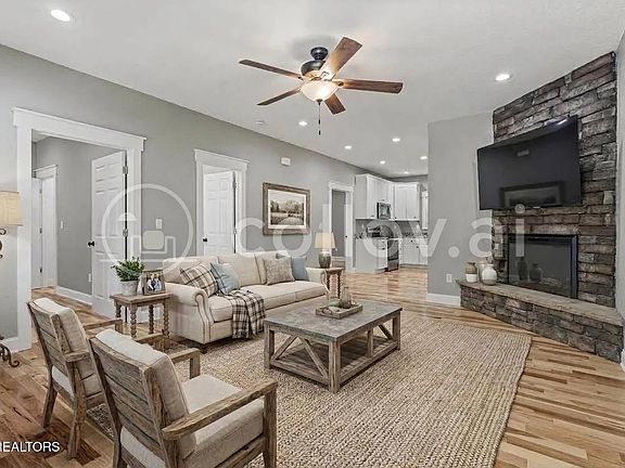 5th image of 1503 Richardson St