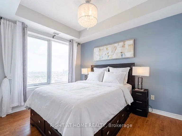 385 Prince Of Wales Dr #3211 — Photo 6