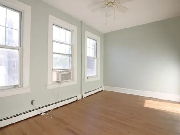 302 Park Ave APT 3, Hoboken, NJ 07030