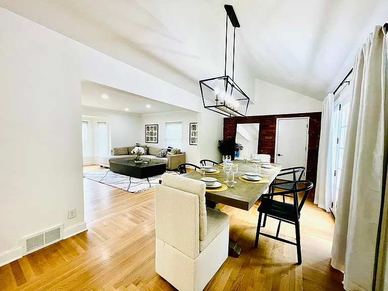 60 Devon Rd — Photo 16