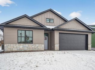 371 Liberty Dr, Hanover, MN 55341