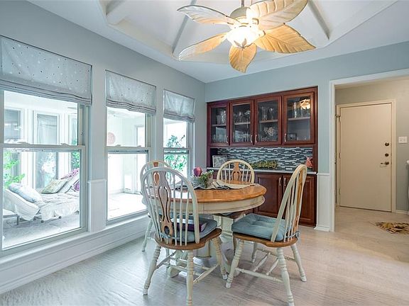 4th image of 1724 Danube Ln