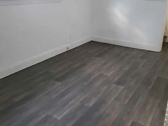 2nd image of 8605 Connecticut Ave