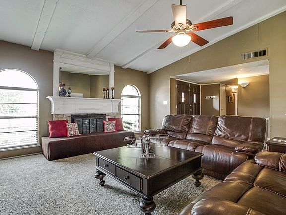 5th image of 1303 Marcy Ct