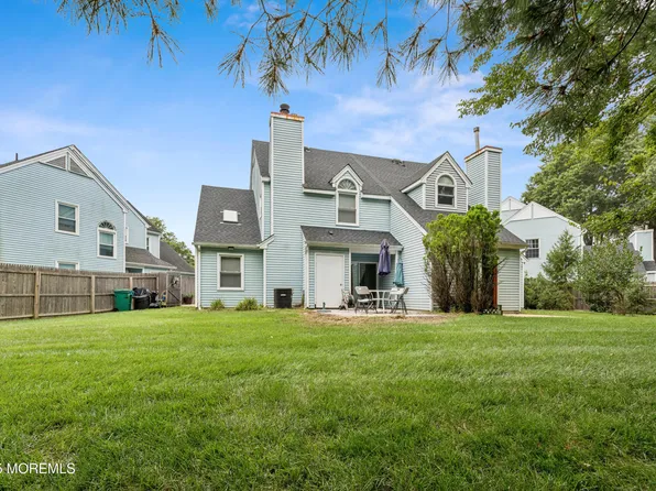 10 Whittier Court, Freehold, NJ 07728