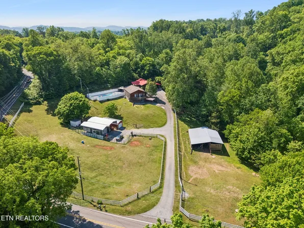 6911 Sevierville Pike, Knoxville, TN 37920