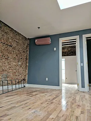 Rented by SCOUTBK.COM | media 38