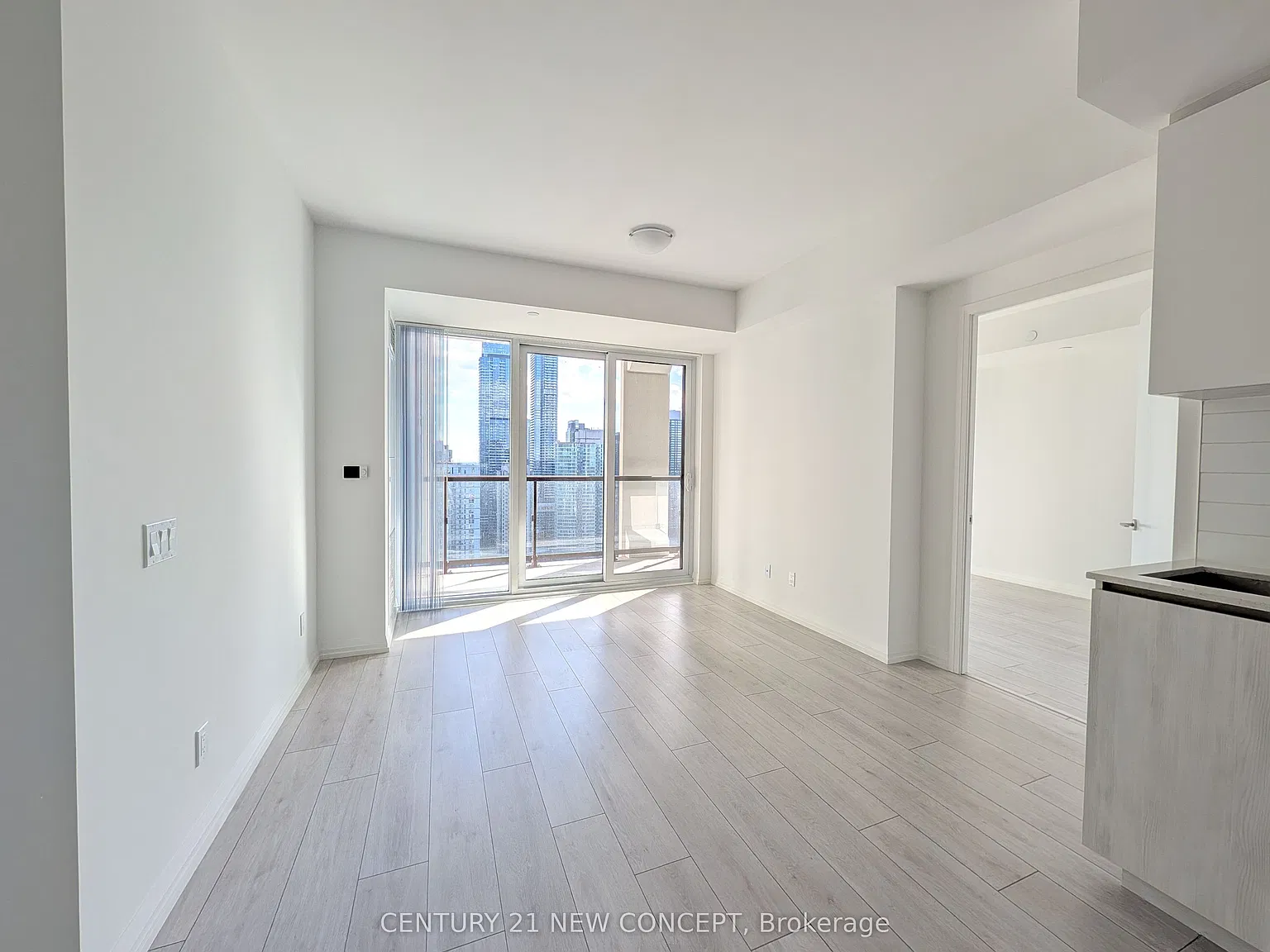 2 bed, $3,200 — Photo 2