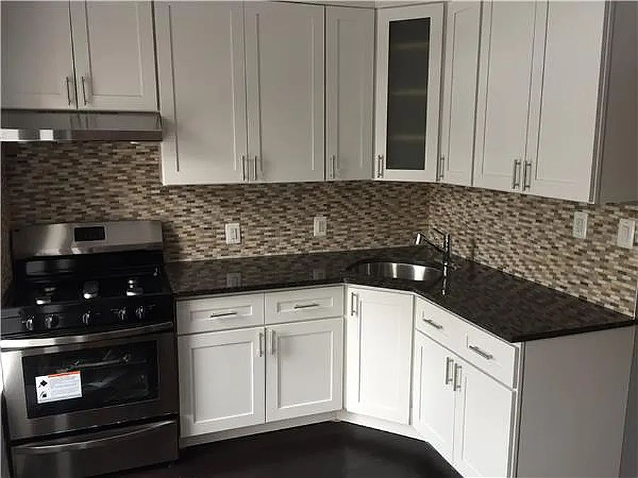 2nd image of 430 13th St APT 3L