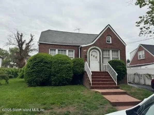 143 Bedford Ave, Staten Island, NY 10306