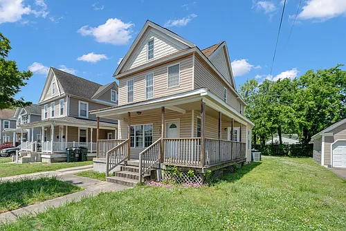 1009 Elkin St Photo 1