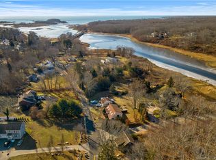 46 Fairhaven Rd, Niantic, CT 06357