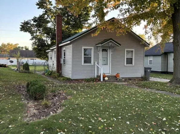 1206 W Wilkinson St, Goshen, IN 46528