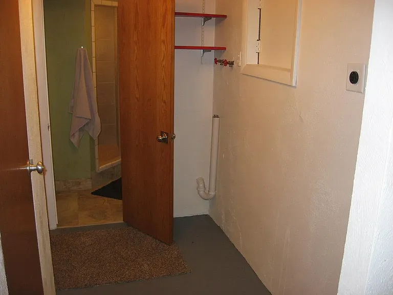 1532 Gay St — Photo 8