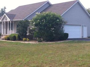 100 B Nealy Rd, Russellville, KY 42276