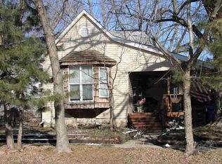 667 E 16th St, Sedalia, MO 65301