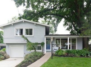 1261 Cherry Tree Ct, Maumee, OH 43537