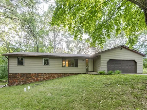 1210 S 50th Avenue, Eau Claire, WI 54703