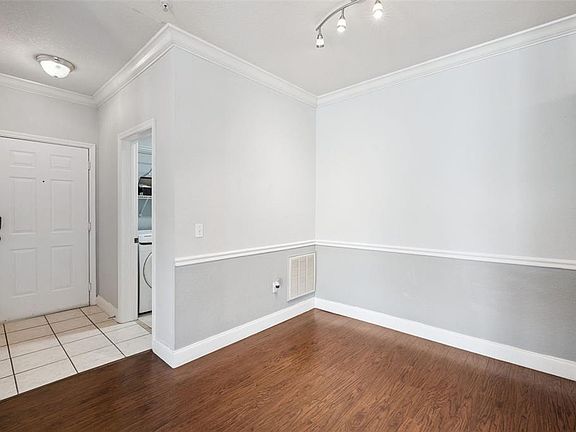 5th image of 3325 S Kirkman Rd APT 422