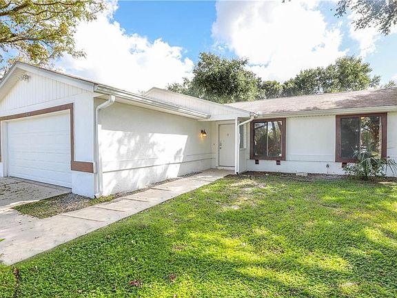 2nd image of 1236 Piney Branch Cir