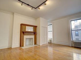 239 W 72nd St APT 4R, New York, NY 10023