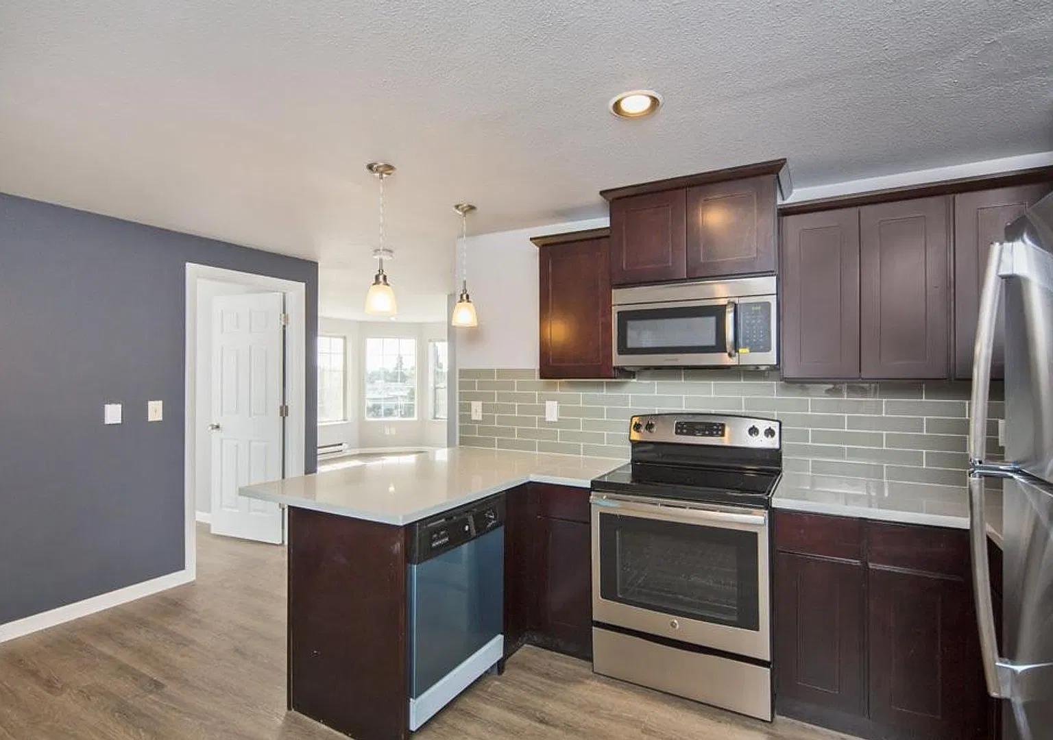 Comfortable North Seattle Living Near Green Lake! — Photo 4