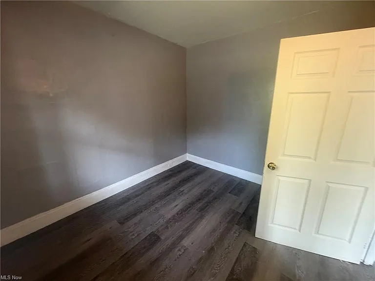 10706 Reno Ave — Photo 11