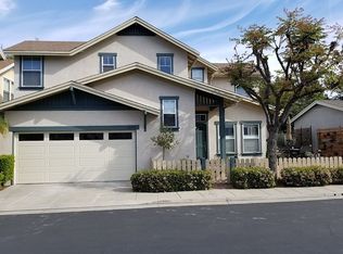 219 Honeysuckle Ln, Brea, CA 92821