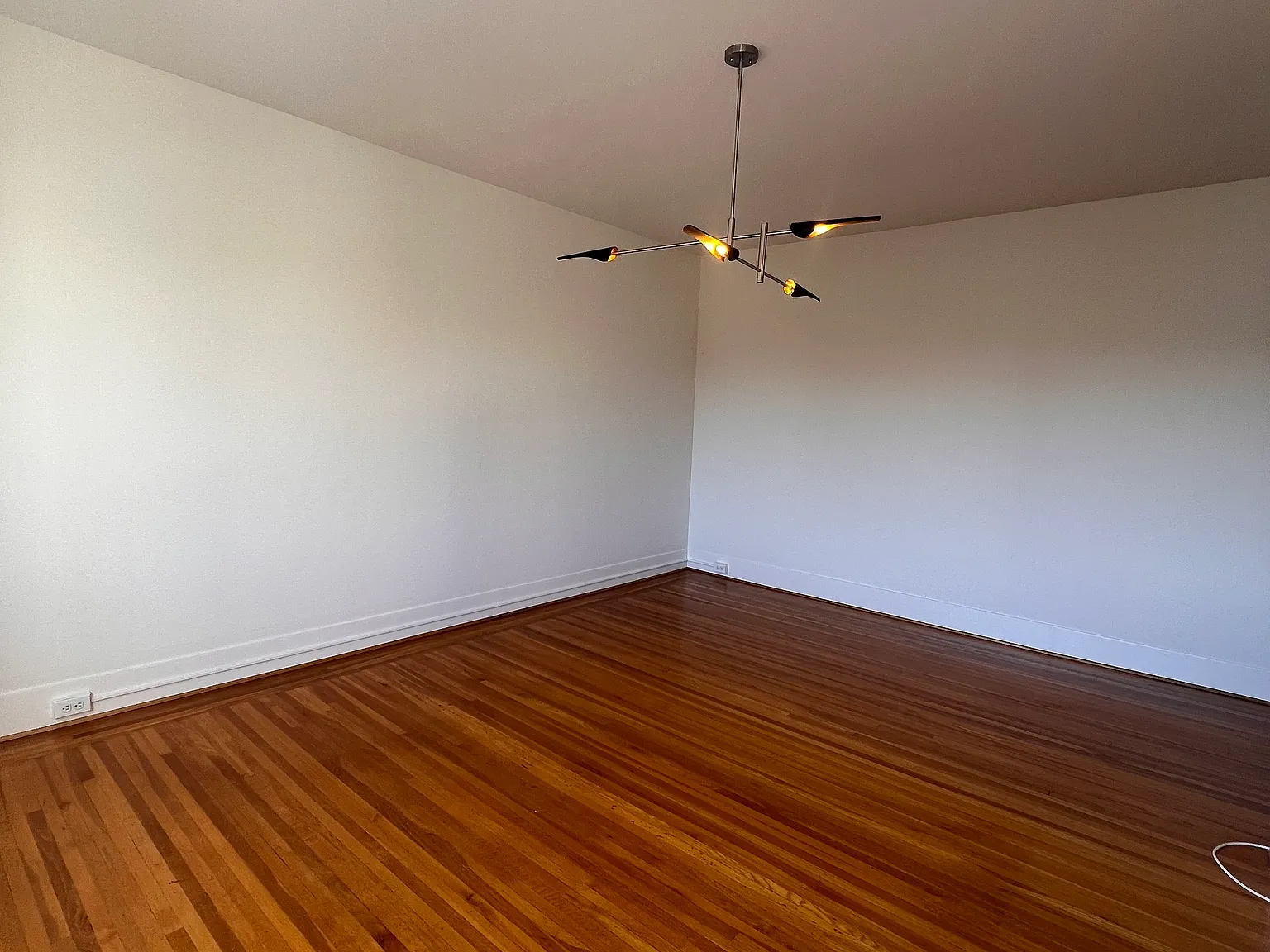 1 bed, 680 sqft, $3,950 — Photo 2
