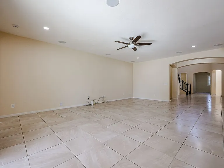 2545 E Ebony Dr — Photo 9