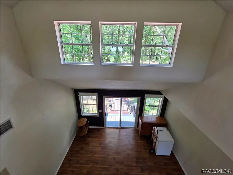 9222 E Waller Ln — Photo 11