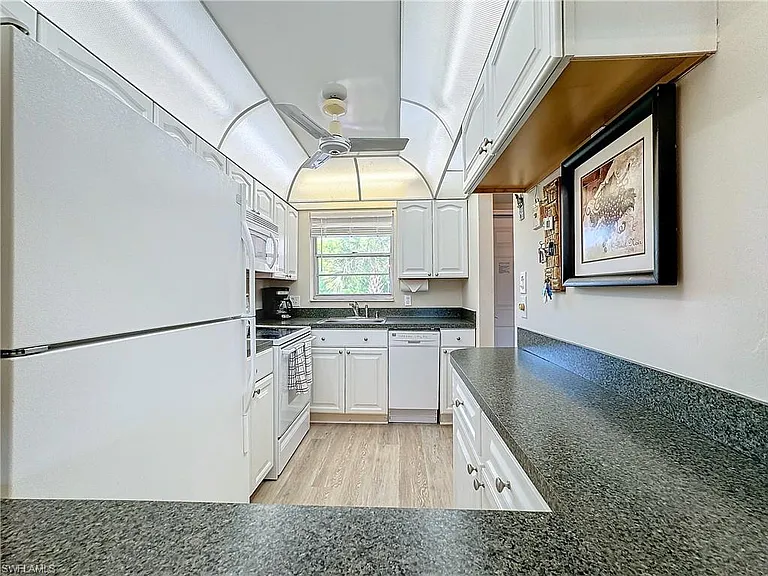 300 Forest Lakes Blvd #201 — Photo 10