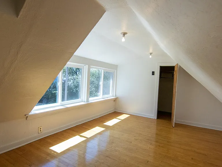 802 S 10th St #1 — Photo 14