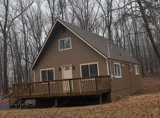 2138 Dogwood Cir, Bushkill, PA 18324