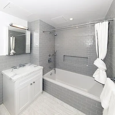 Rented by Voro New York | media 19