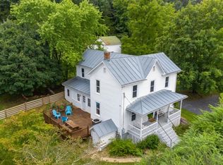 237 Berry Farm Rd, Staunton, VA 24401