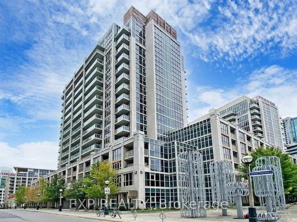 38 Grand Magazine St #2028, Toronto, ON M5V 0B1