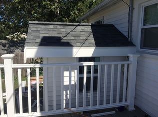 42 Pinehurst Dr, Wareham, MA 02571