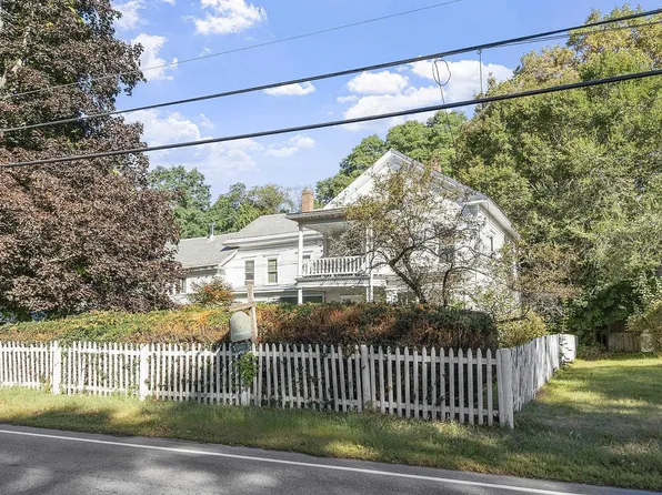 68 Brattleboro Road, Hinsdale, NH 03451