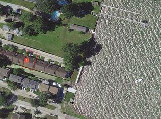 22580 Van Ct, Saint Clair Shores, MI