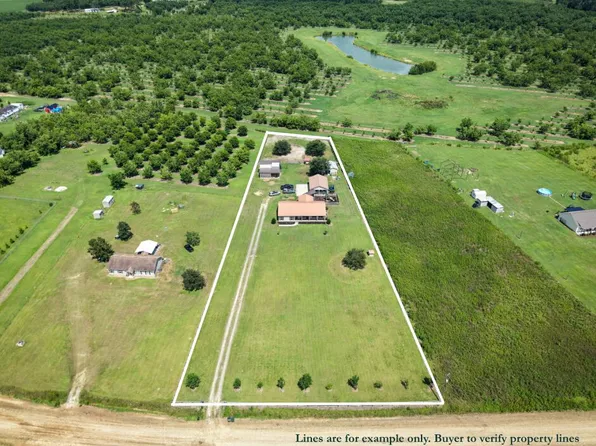 644 Shiloh Rd, Ray City, GA 31645